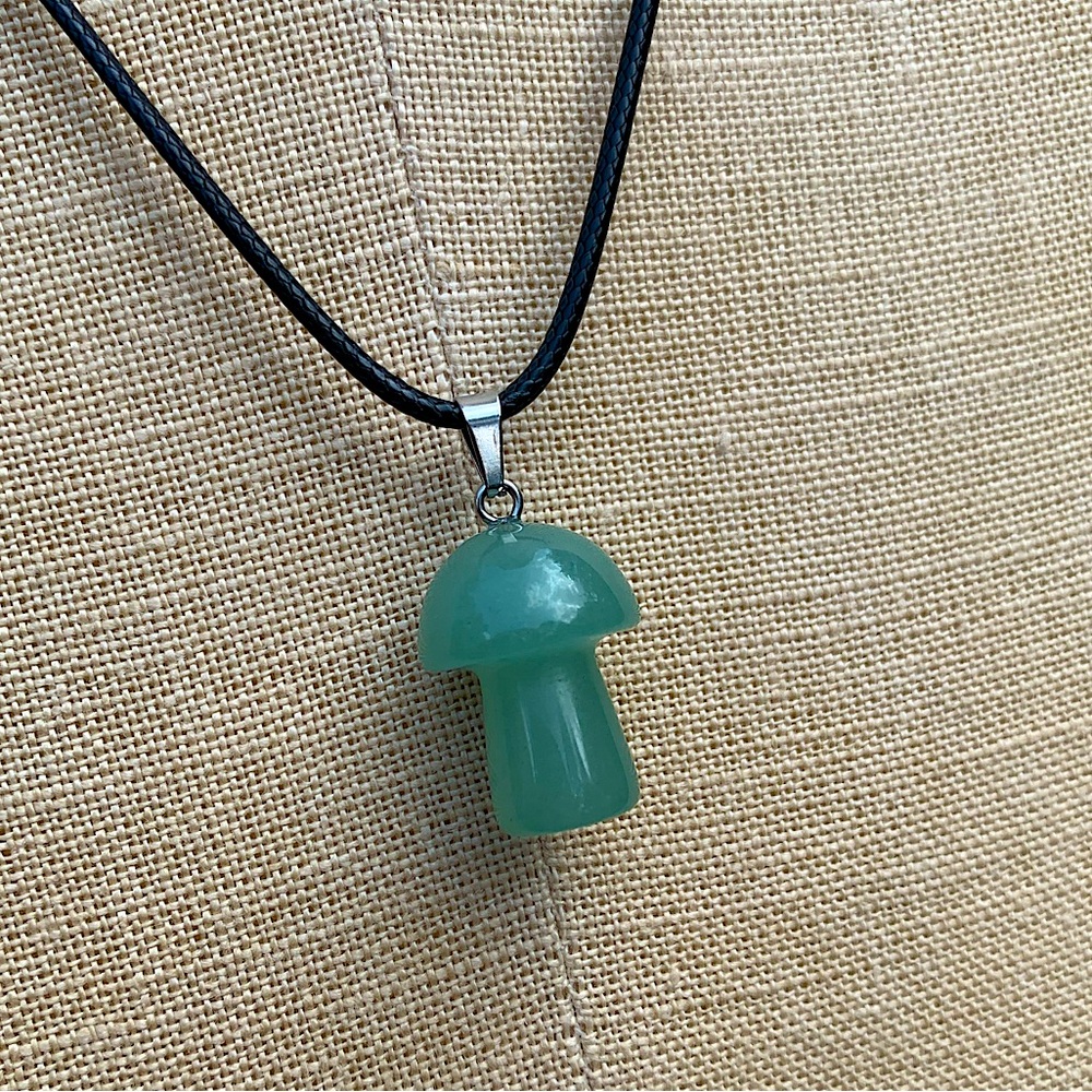 Handmade Genuine Stone Mushroom Amulet Necklace - Picture 1 of 12
